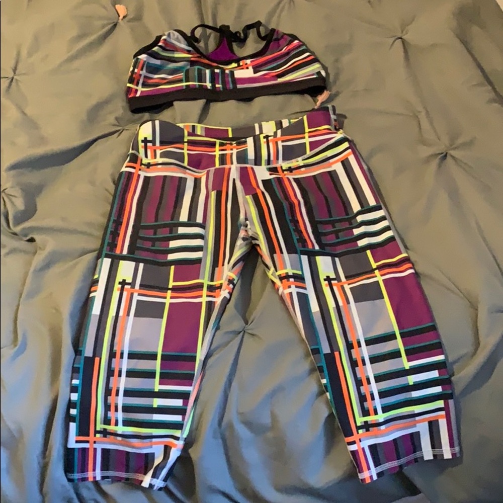 Fabletics capri pants and matching bra